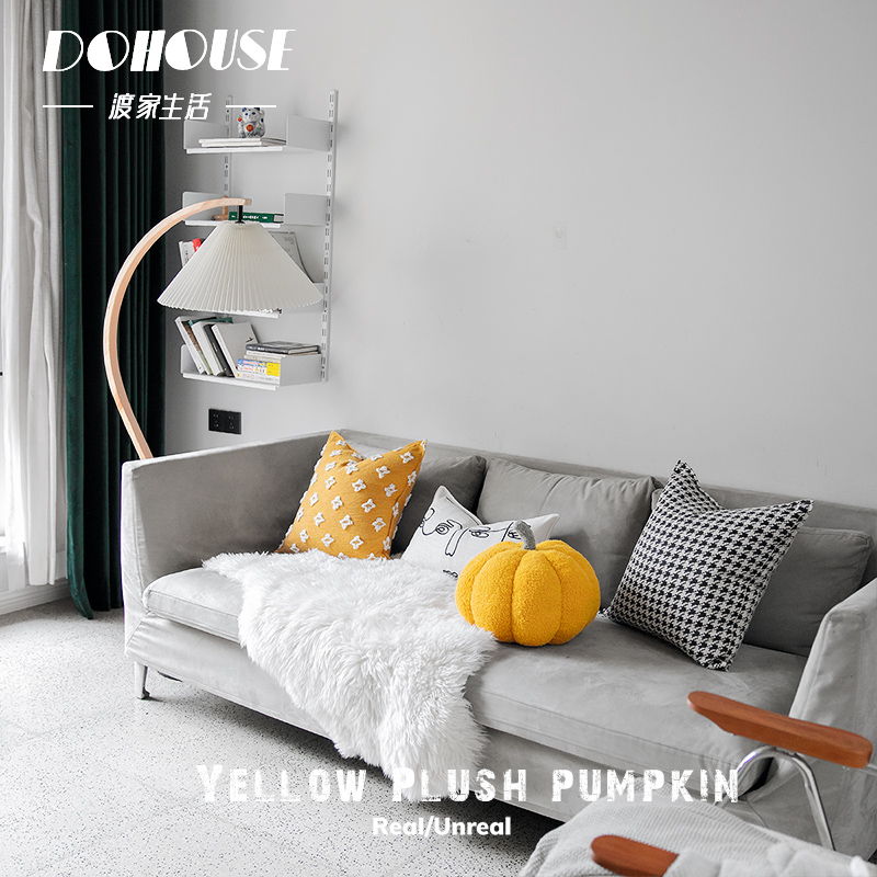 北欧风客厅沙发抱枕南瓜手枕