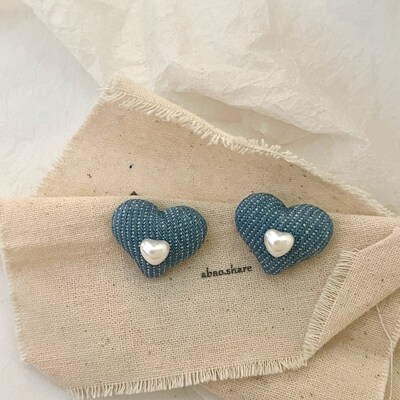 简约可爱百搭款耳饰复古气质浅蓝色珍珠爱心耳钉百搭X个性港风耳