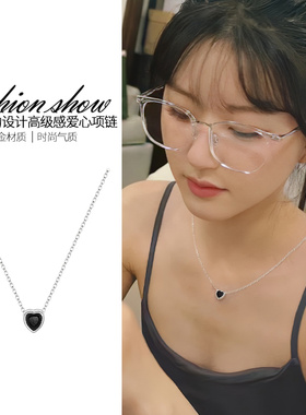 简约爱心项链女时尚设计高级感锁骨链黑色甜酷百搭W颈链冷淡风配