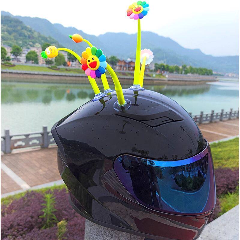 牛笑脸弹簧花朵太阳花吸盘配饰摩托车电动车头盔个性装饰品