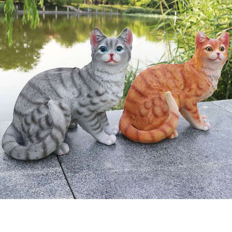 仿真猫摆件白黄灰色动物树脂雕塑模型工艺品庭院花园房间装饰女生