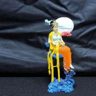 黄杨木崖柏彩绘嫦娥奔月镂空摆件客厅装饰实木雕刻手把件创意工艺