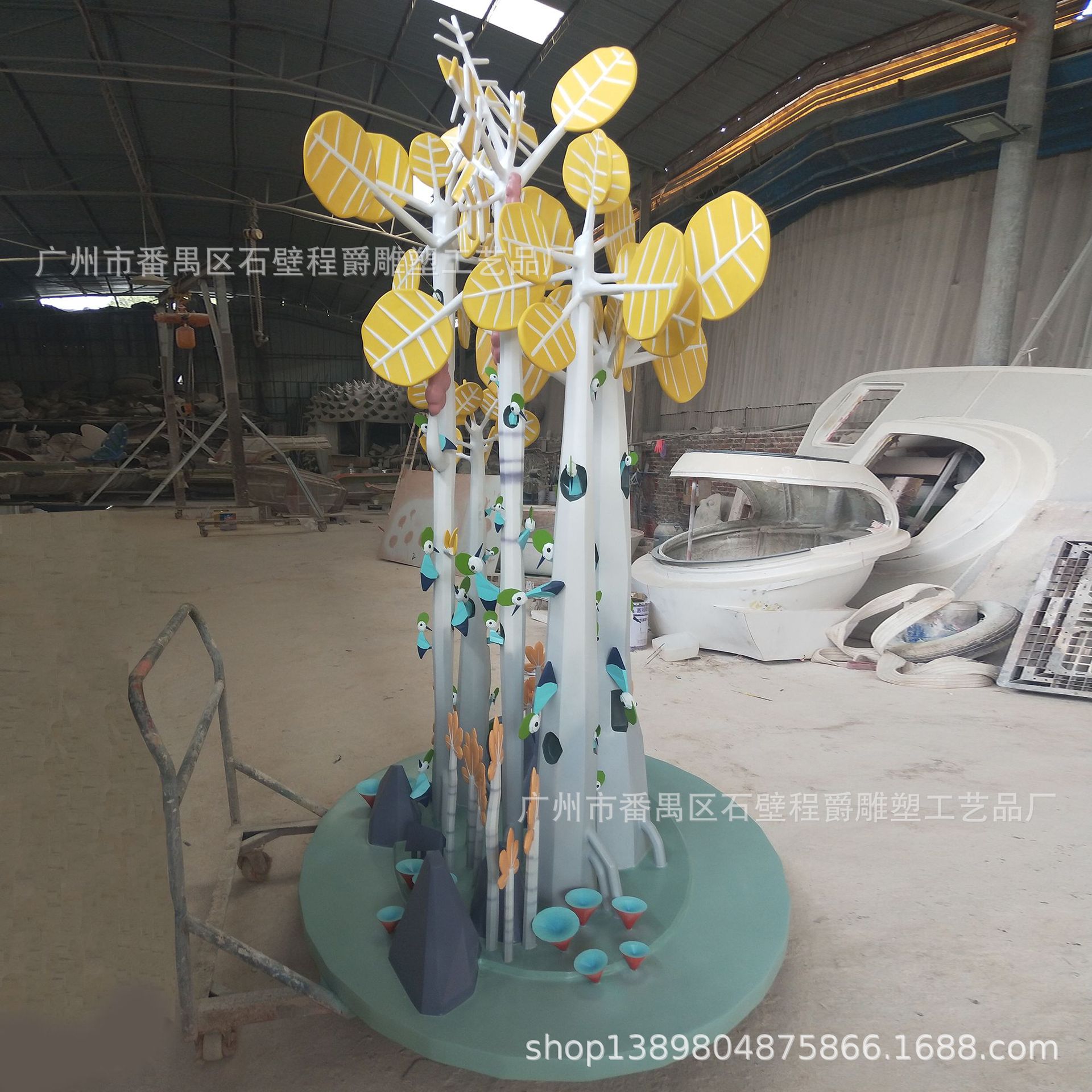 玻璃钢抽象树景观雕塑源头厂家