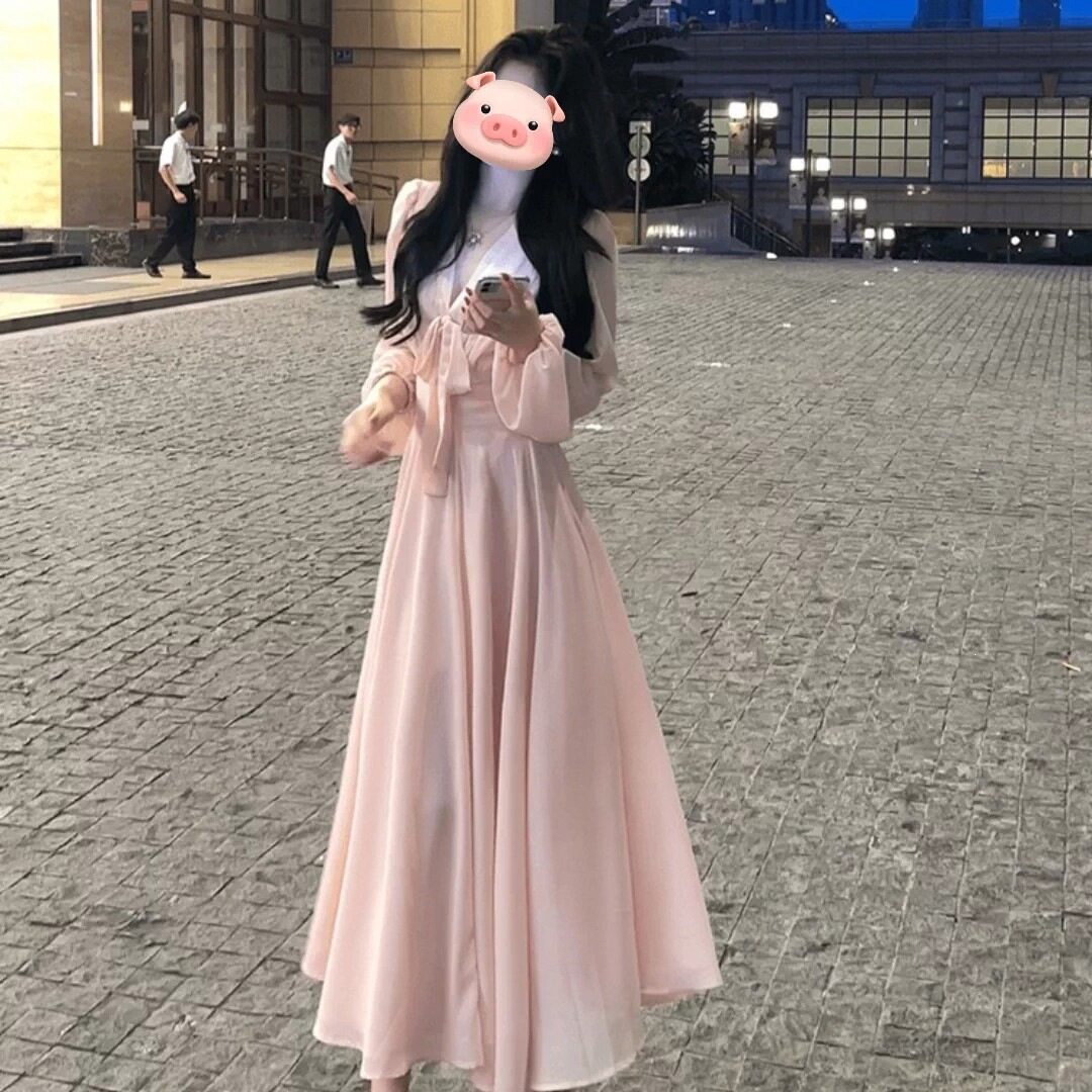 法式温柔v领蝴蝶结系带连衣裙女大码胖感超仙粉色长袖连衣裙