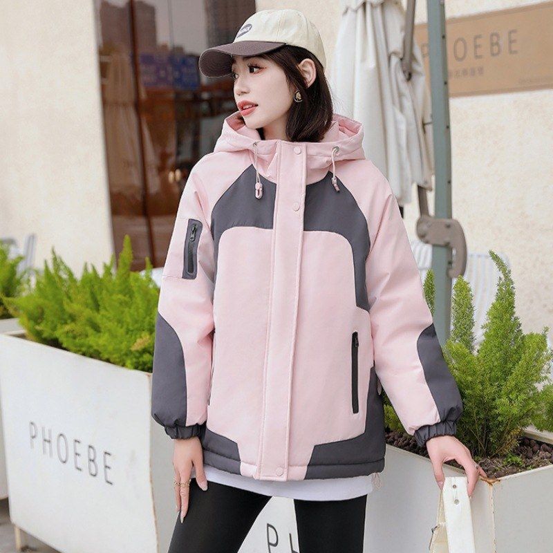 2025年冬季新款登山户外冲锋衣