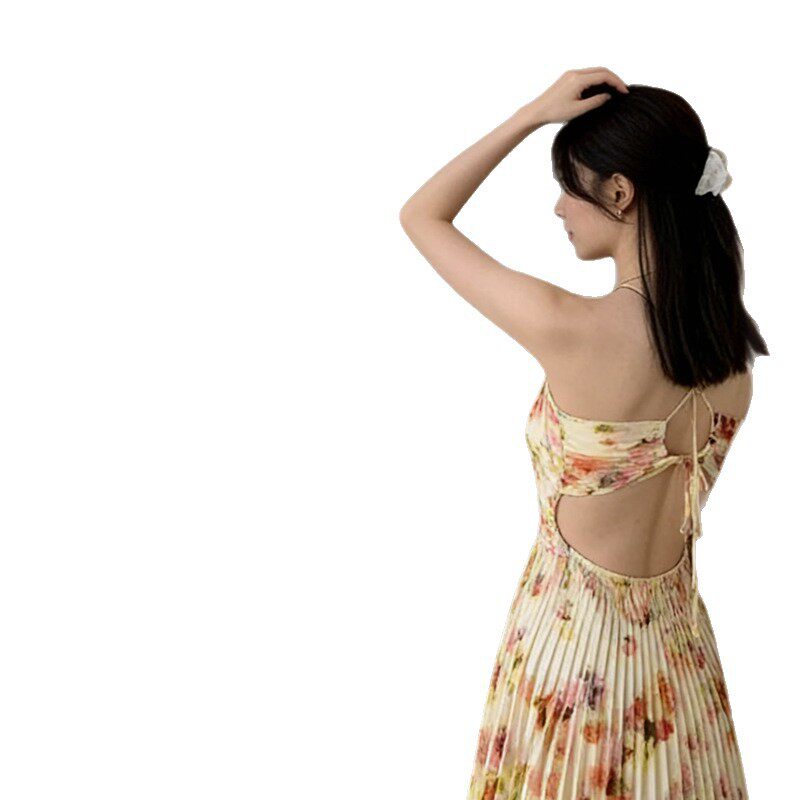 法式纯欲碎花挂脖吊带连衣裙女气质显瘦海边度假压褶百褶大摆长裙