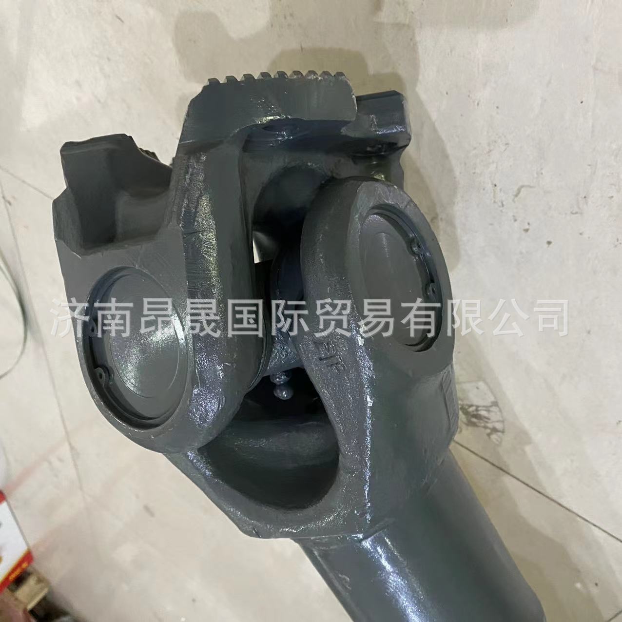跨境供应重汽HOWO T7H 汕德卡C7H 配件 传动轴 AZ9370312010
