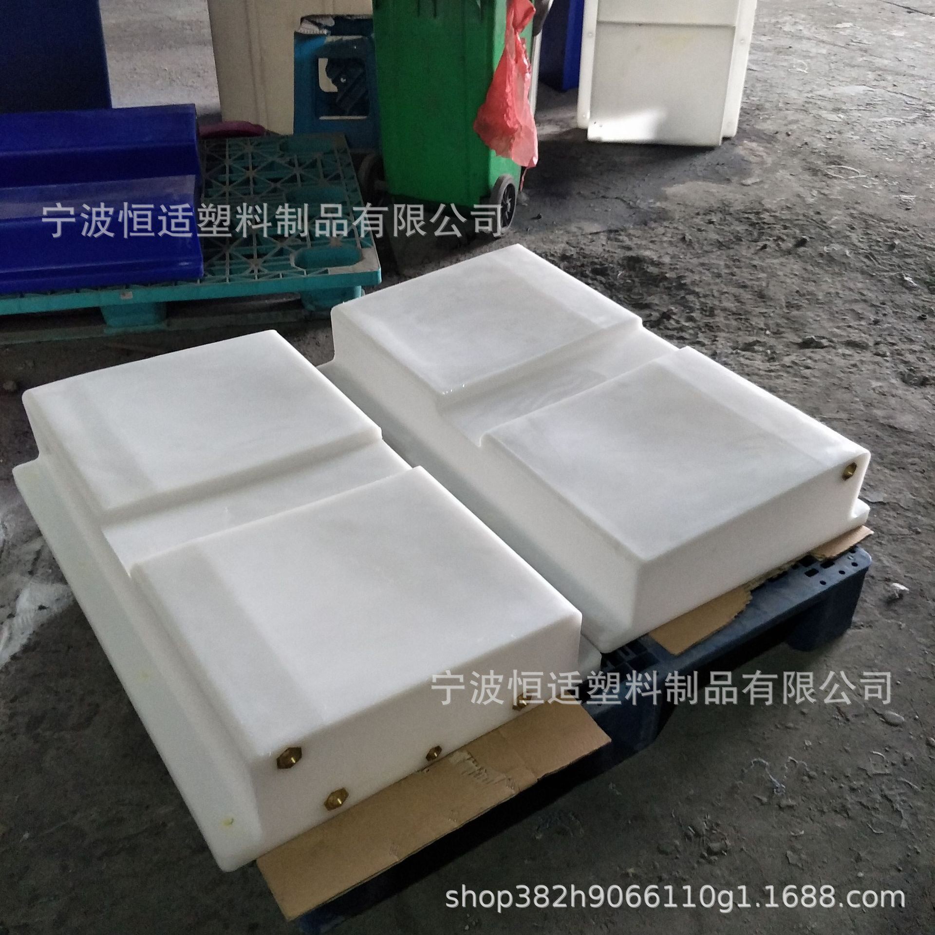 房车水箱PE材质滚塑一体成型加工滚塑产品大型油箱按图纸