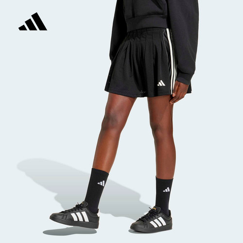 adidas阿迪达斯2026秋女三条纹二合一休闲百褶网眼布短裙 KR5323