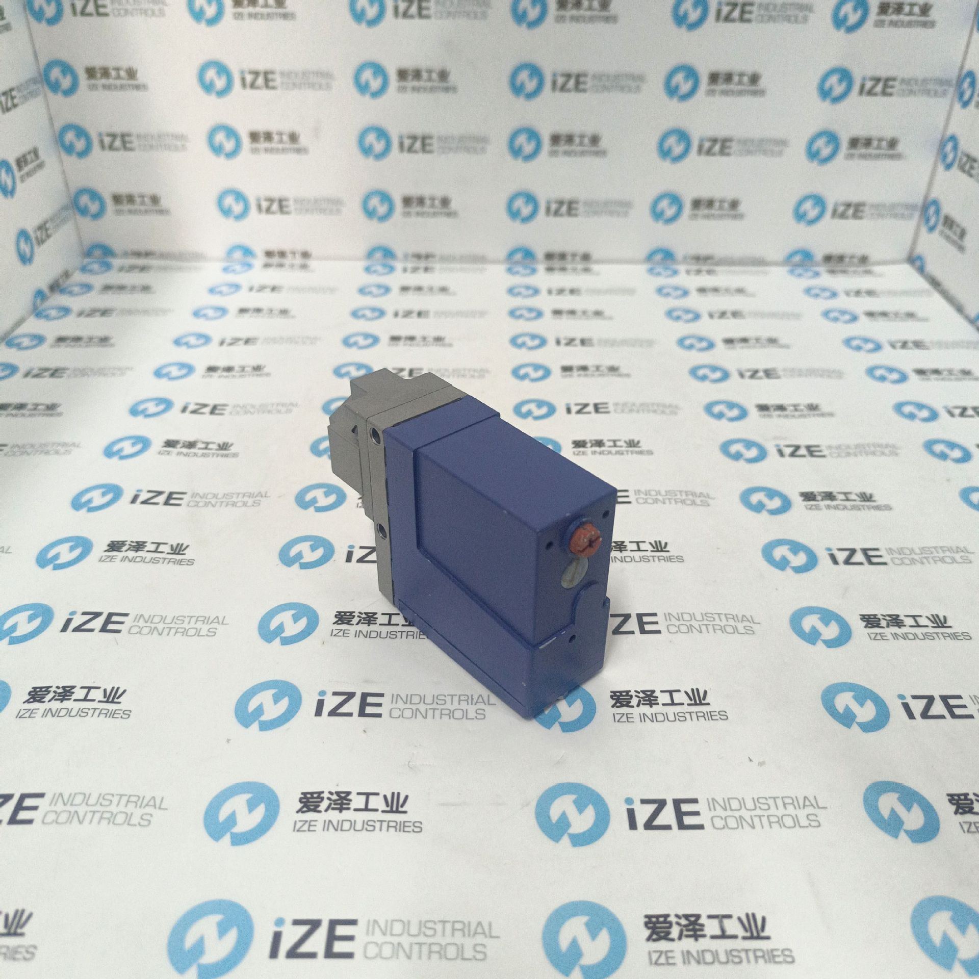 TELEMECANIQUE压力开关XMLA070D2S11原装