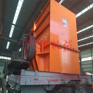 砂石料生产线大块山皮石头方箱式重锤破碎机 大型移动制砂机厢破