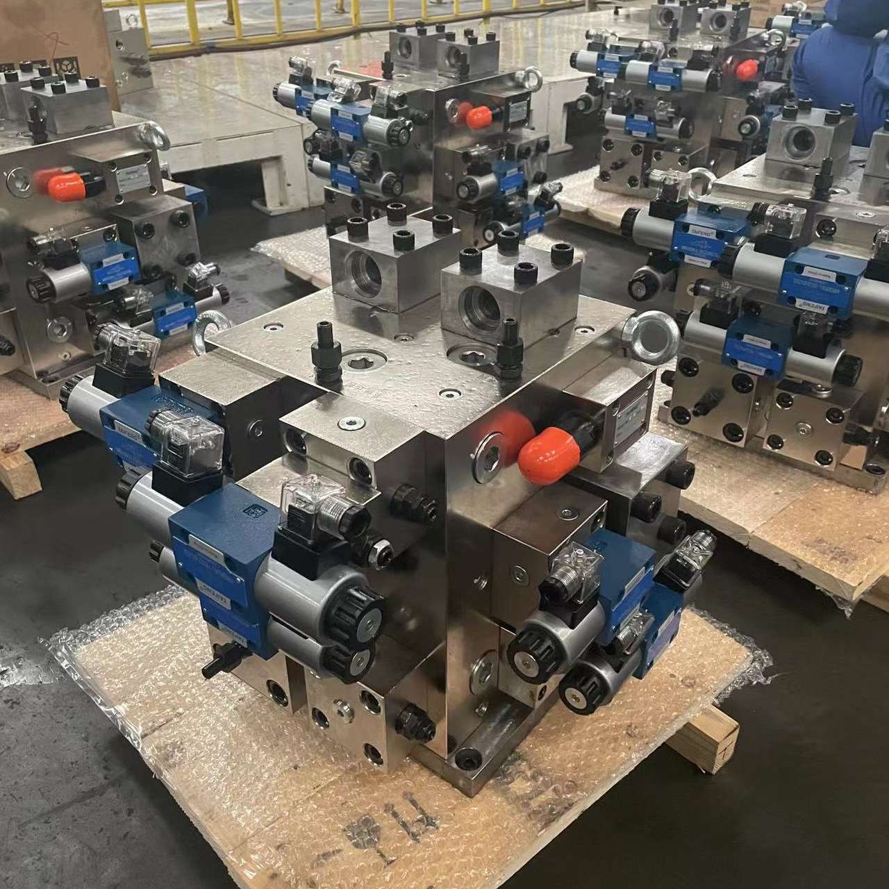 YN32-100GSCV标准带快速缸，主保压，无顶缸