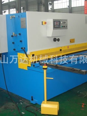 供应QC12K-20X2500   数控液压摆式剪板机