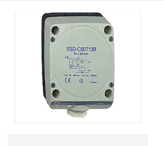 XSDC407139-电感式接近开关