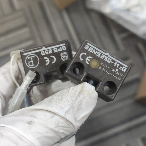 议价施迈赛安全开关BNS250-11ZGBNS250-11ZG-RBNS250-11ZG-ST