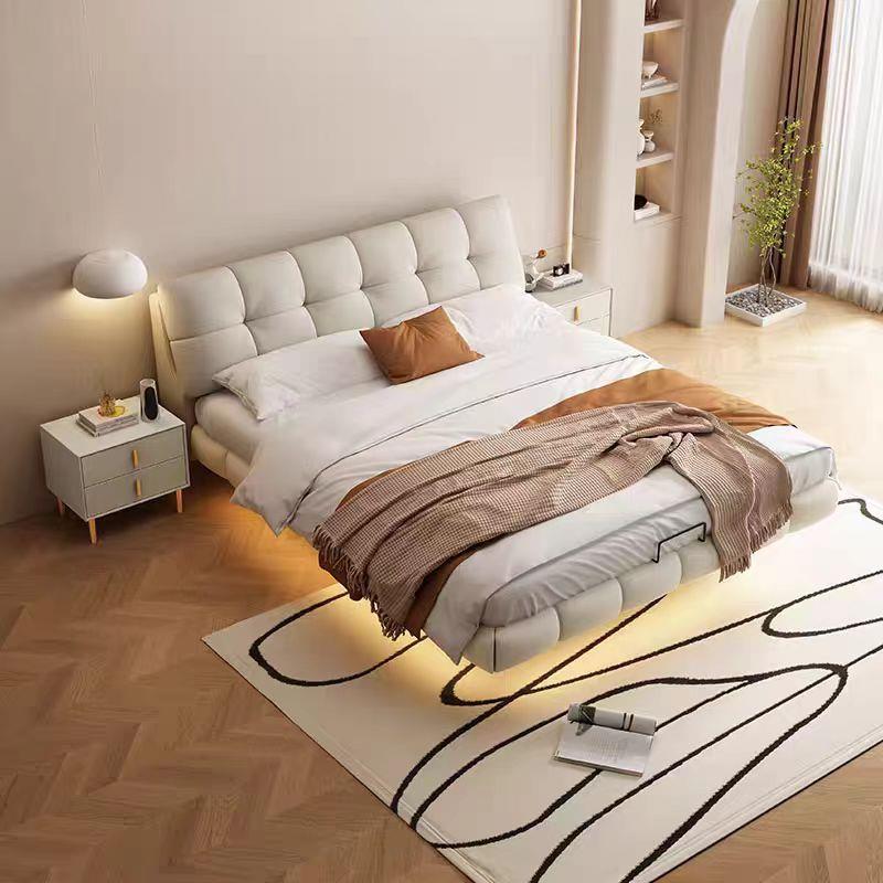 2025年新款软体悬浮床主卧室床科技绒1.8米双人床现代简约婚床