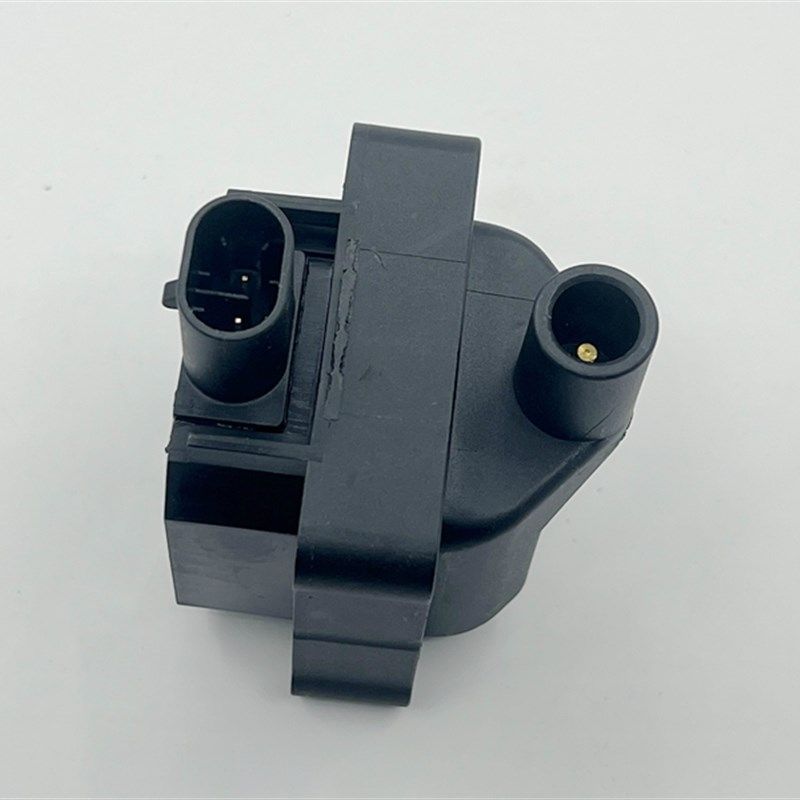 适用于比亚乔阿普利亚GPR125 GPR150 APR1O50-V高压包点火线圈总