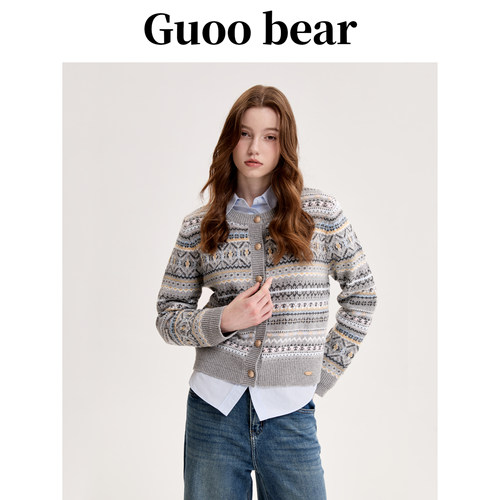 GUOOBEAR古家小熊毛短款圆领毛衣