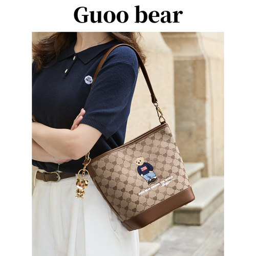 GUOOBEAR单肩斜跨手提包
