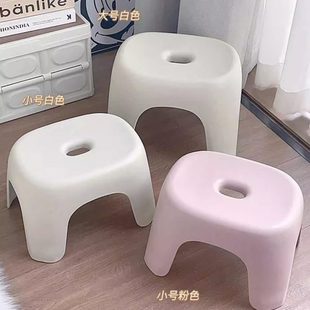 小凳子家用板凳客厅房浴室加厚儿洗澡椅子塑料矮凳女用少出租 换鞋