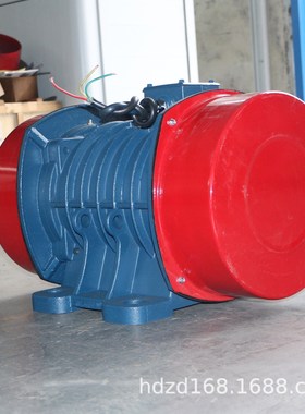 供应宏达工业三相振动电机VB-32246-W 2.4KW振动电机生产厂家直销