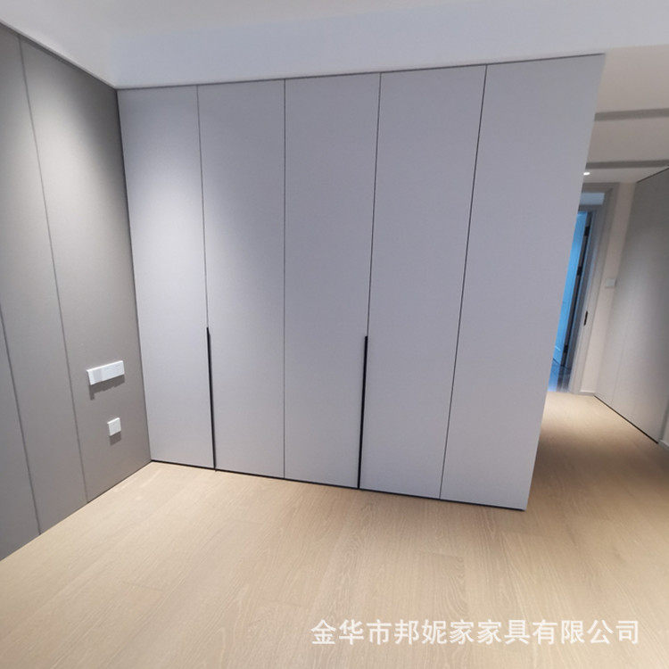 义乌定制衣柜整体衣柜衣帽间现代实木多层烤漆橱柜全屋定制工厂
