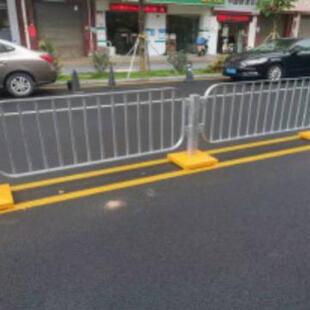 港式护栏外型尺寸1.1*2.08边框50*10竖杆20*20*2.5立柱80*80*3.0