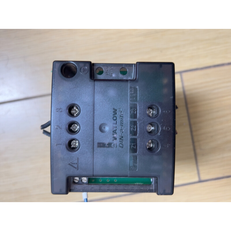 瓦特隆固态继电器db20-24c0-0000，二手拆机，包好【议价】
