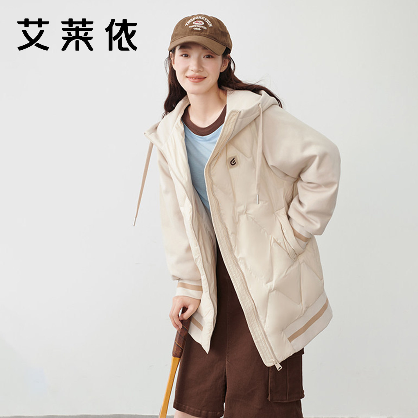 新款拼接羽绒服外套艾莱依时尚
