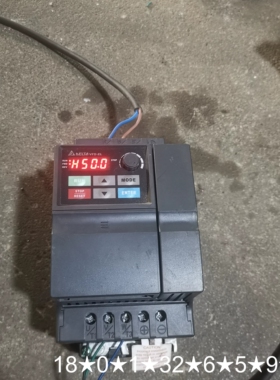 20年产ⅤFD022EL21A变频器，2.2KW，220