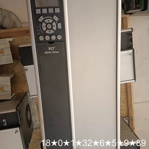 丹佛斯变频器Fc-301P22KT4E20H2XG.测试正常