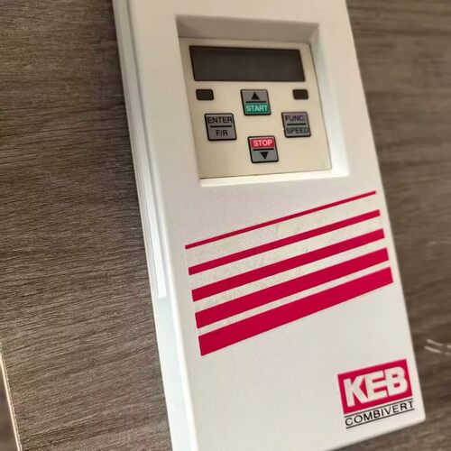 07.F5.B3A-Z000 07f5b3a-yuc0  13F5G1D-YP10变频器现货议价