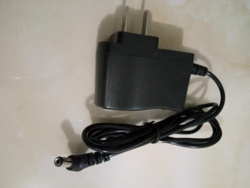 电子秤充电器电源线通用型4v台秤电子称6v圆孔三孔配件充电线