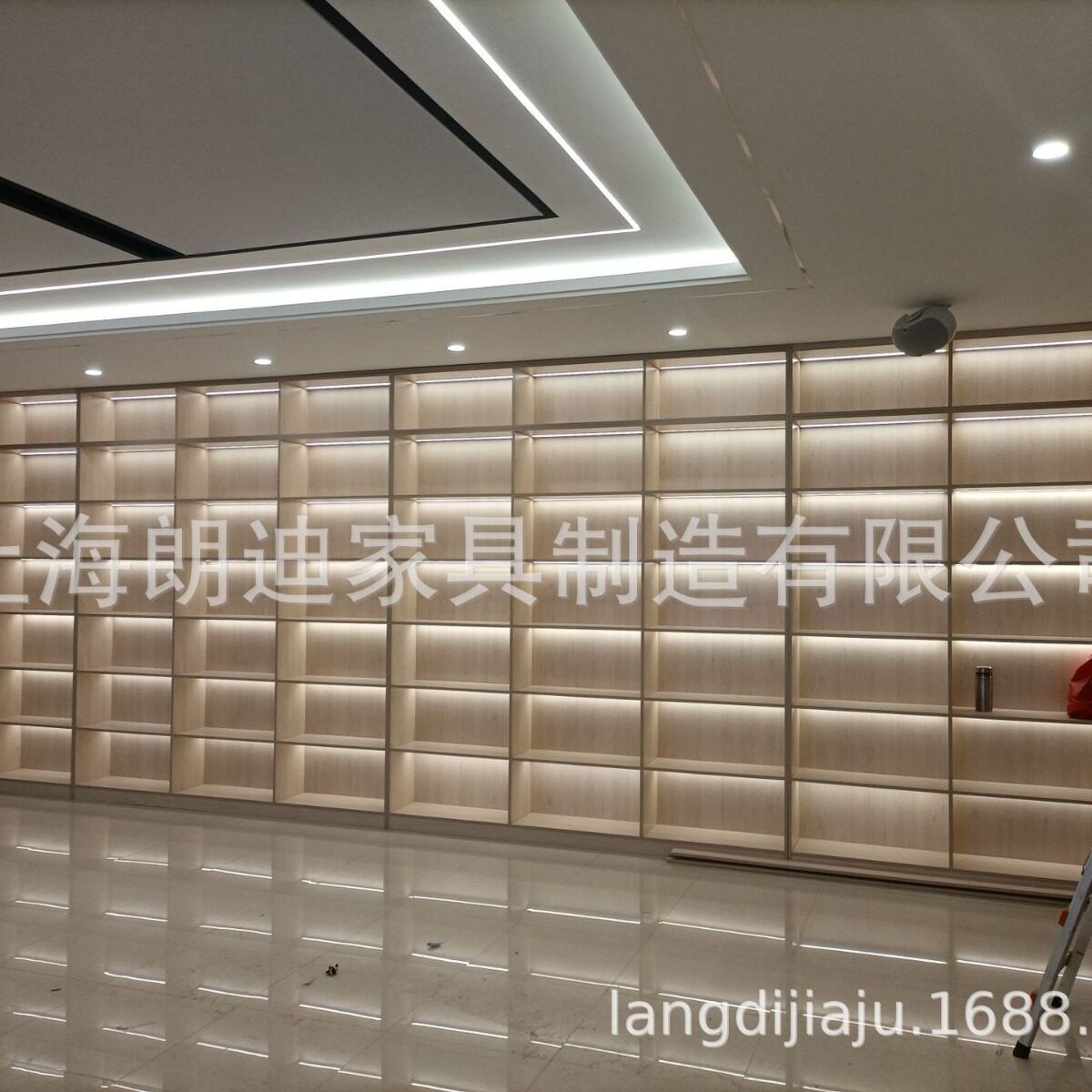 设计定制办公校史馆墙柜