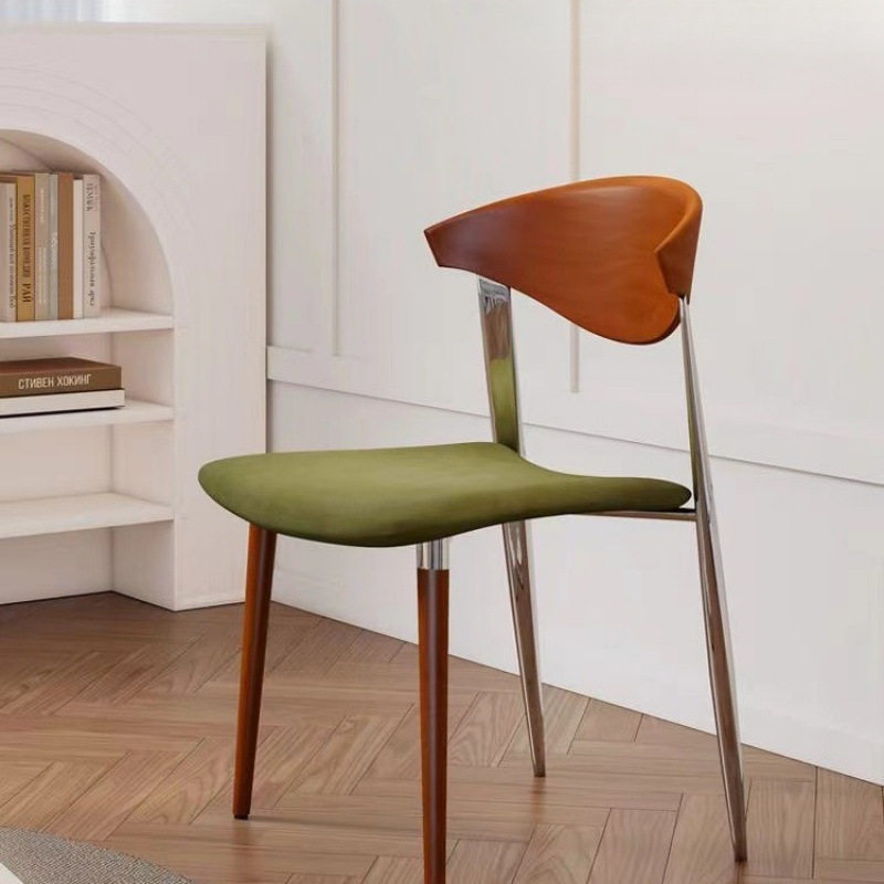 2026北欧复古餐椅标准椅设计师实木椅子网红家用靠背椅简约餐桌椅