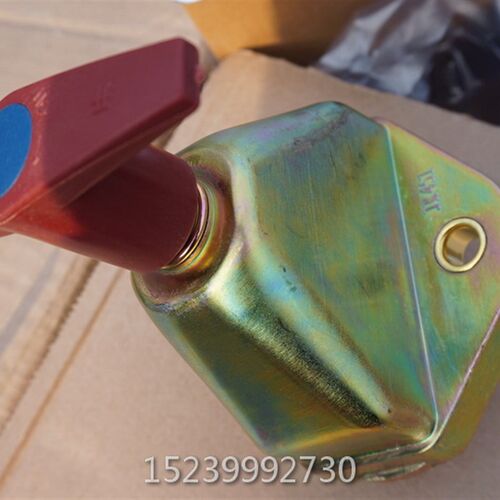 斯太尔好闸JK451纯铜汽车重汽斯太尔电瓶电源总开关闸刀防漏电