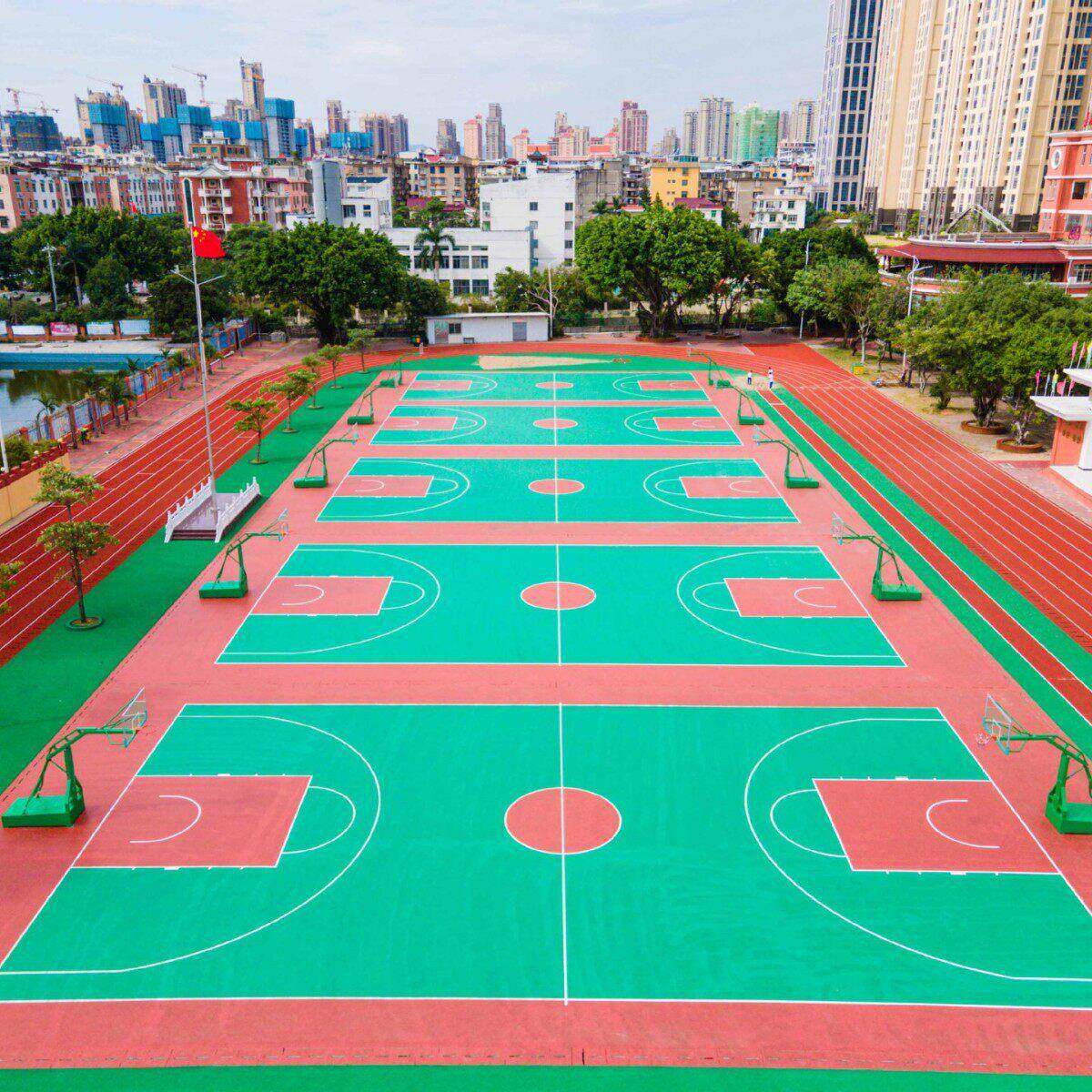 硅pu球场室外塑胶球场材料塑胶篮球场羽毛球场塑胶跑道施工厂家