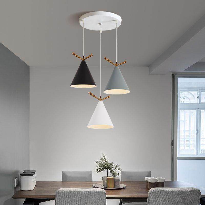 简约餐厅吊灯三头吊灯新款创意个性卧室现代简厨房吊灯过道吧台灯