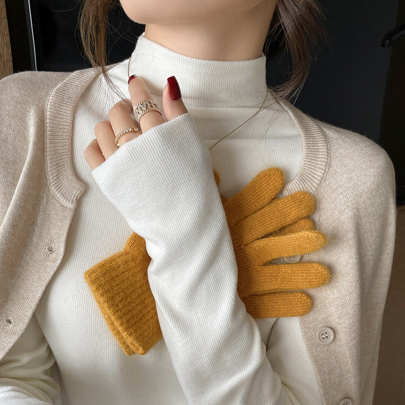 半高领打底衫女秋冬2023年新款白色长袖内搭修身显瘦羊绒针织上衣