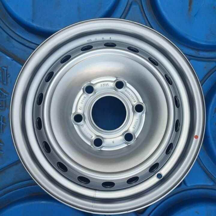 大拿V1轮胎19570R15加厚载重胎原厂大拿轮毂钢圈总成轮毂带轮胎