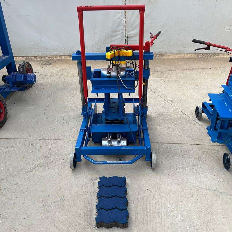 小移动制作蝎子砖水泥空心电动制砖机免烧砖机一机多用可换模具