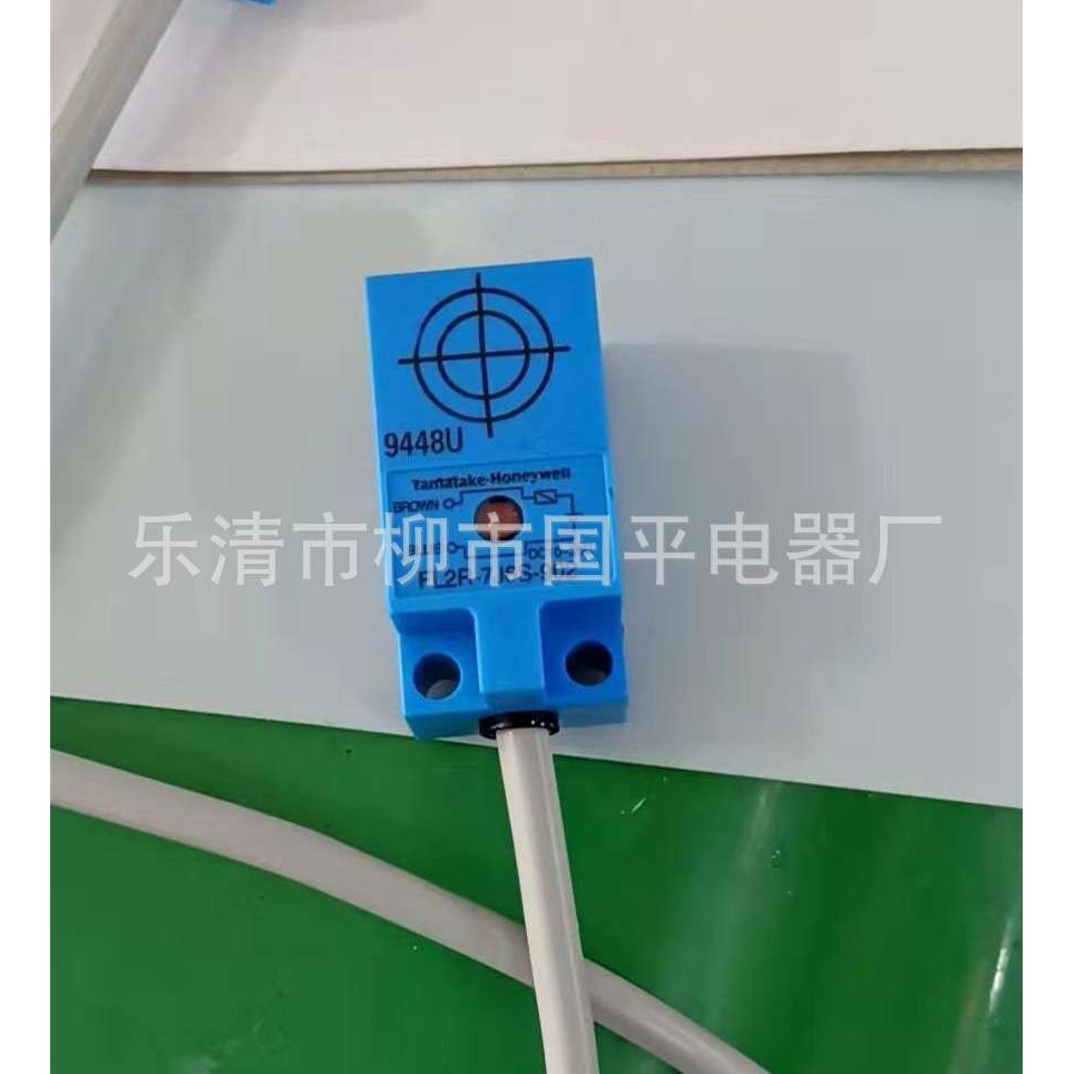 销售接近开关FL2R-4J6HD   FL2R-7J6S-902 FL2R-7J6HD-L2