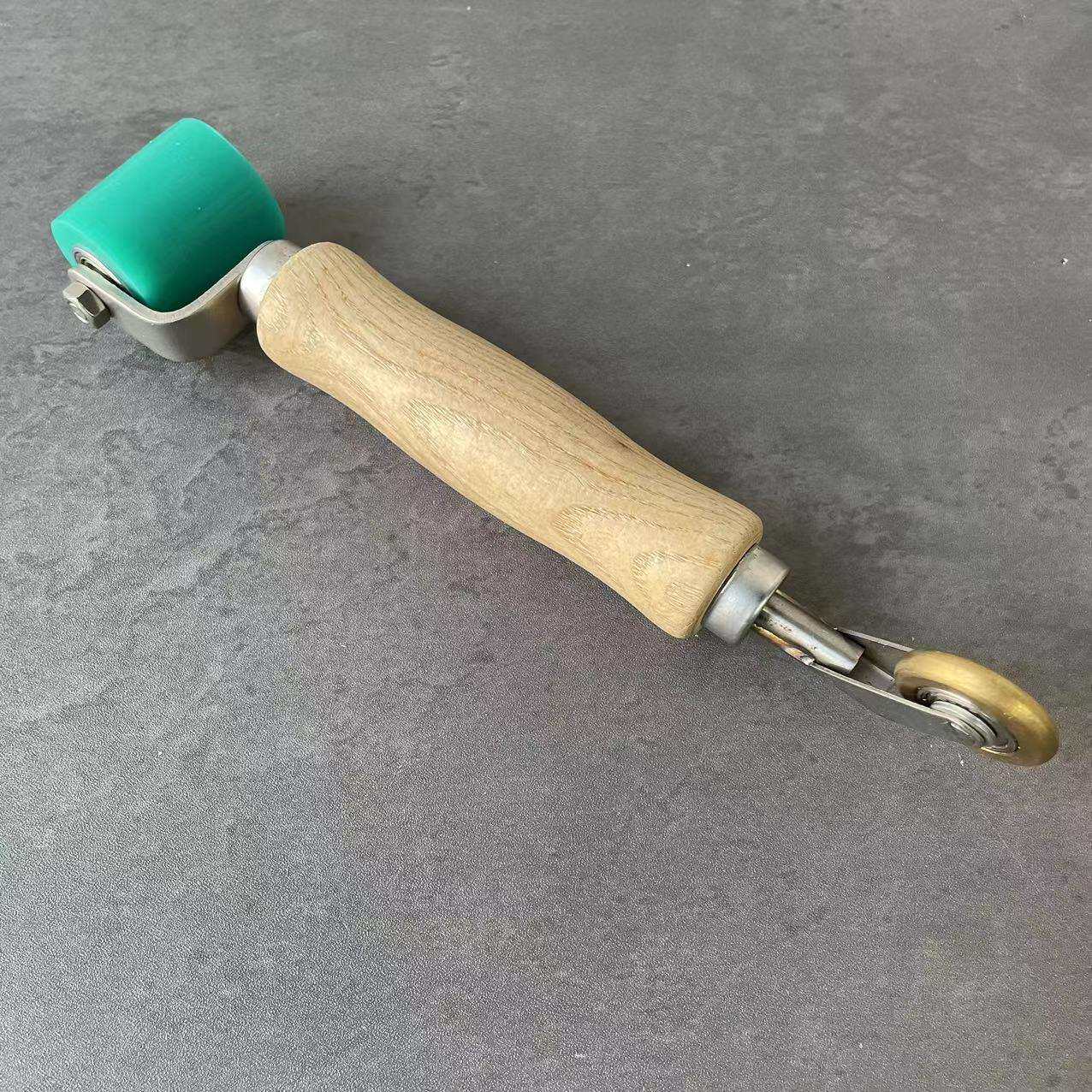 专业优质贴壁纸墙纸工具接缝压轮绿色防水双头榉木手柄