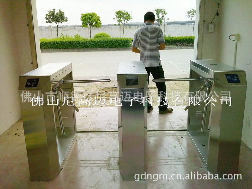 NGM斜面八角工地三辊闸工程图