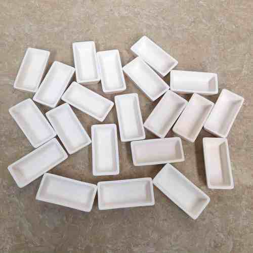 99刚玉灰皿   刚玉灰皿 60*30*15mm 高温灰皿 方舟