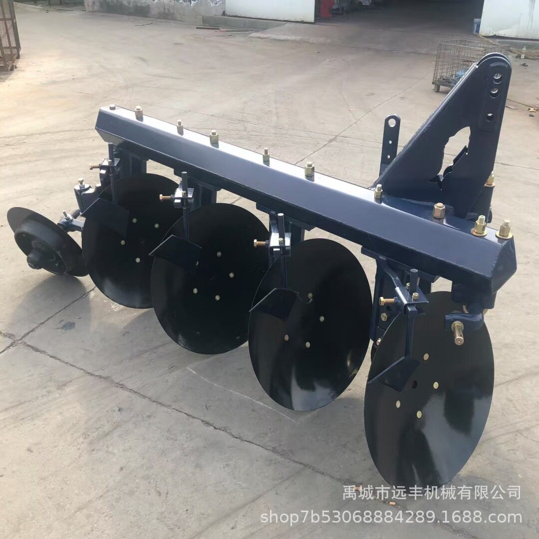 26款开荒灭茬圆盘犁 3盘4盘5盘圆管子犁 非洲犁苏丹犁 小鱼犁厂家