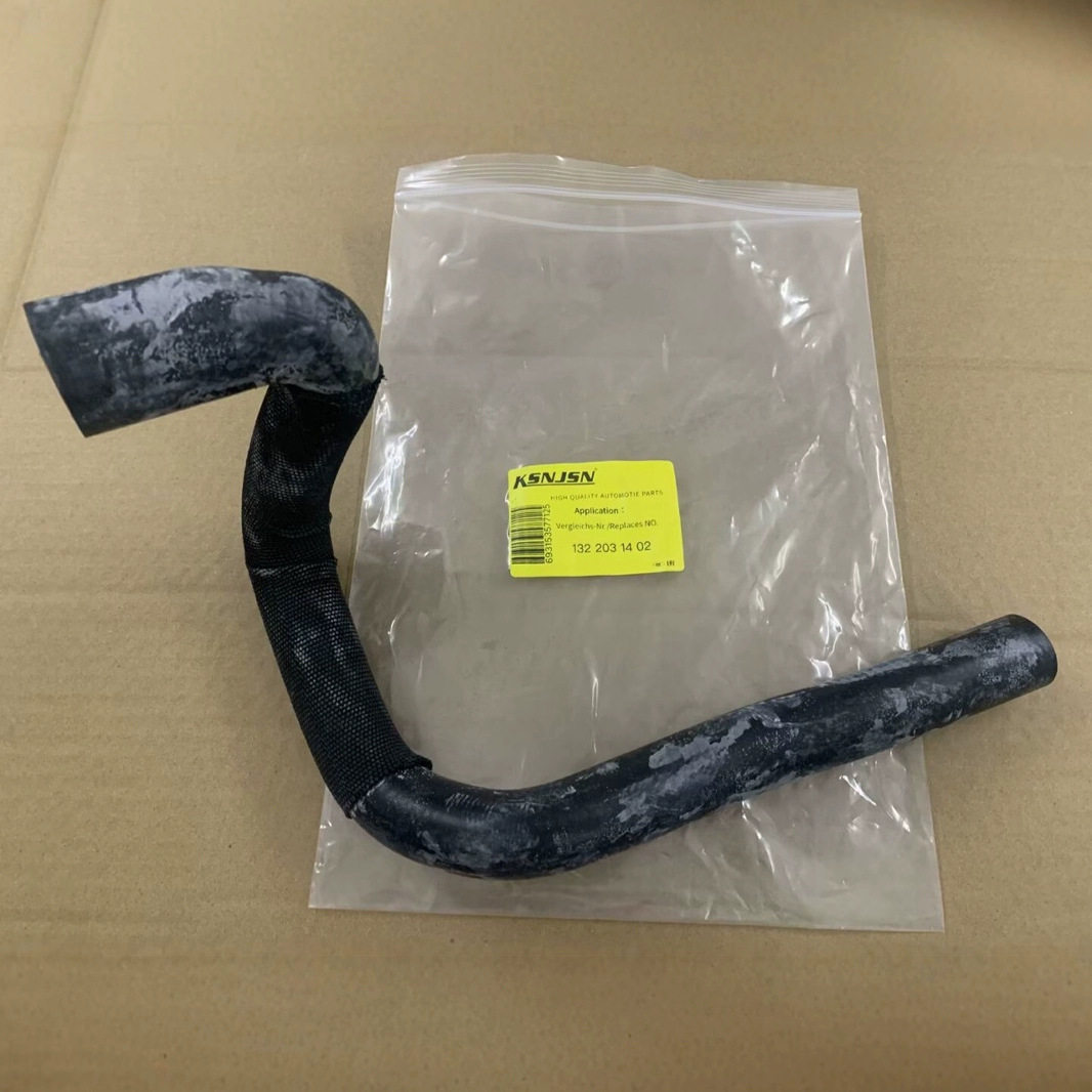 适用smart451发动机回流管暖风管1322031402