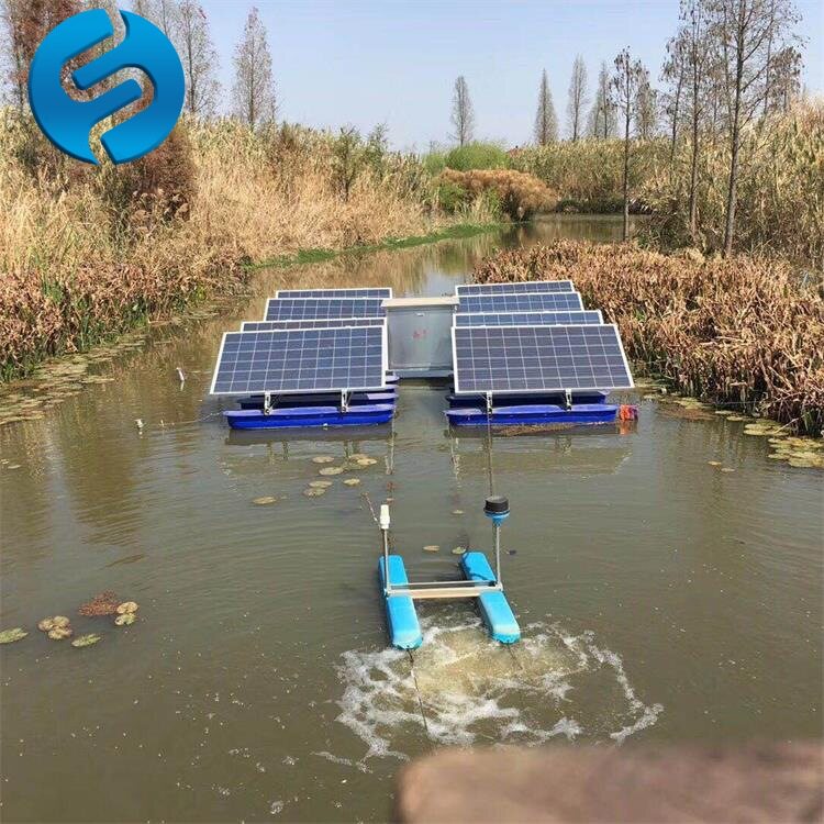 解层式太阳能潜水增氧曝气机