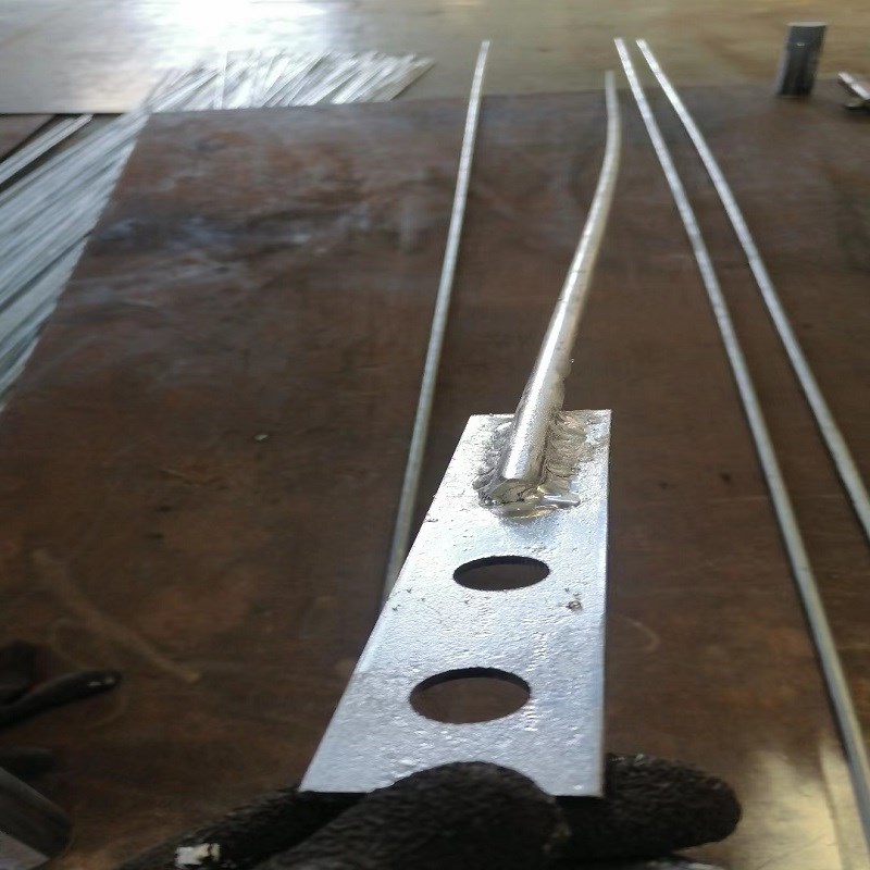 接地引下线装置引下线电力铁塔避雷设备引上O线电线桩接地线断接