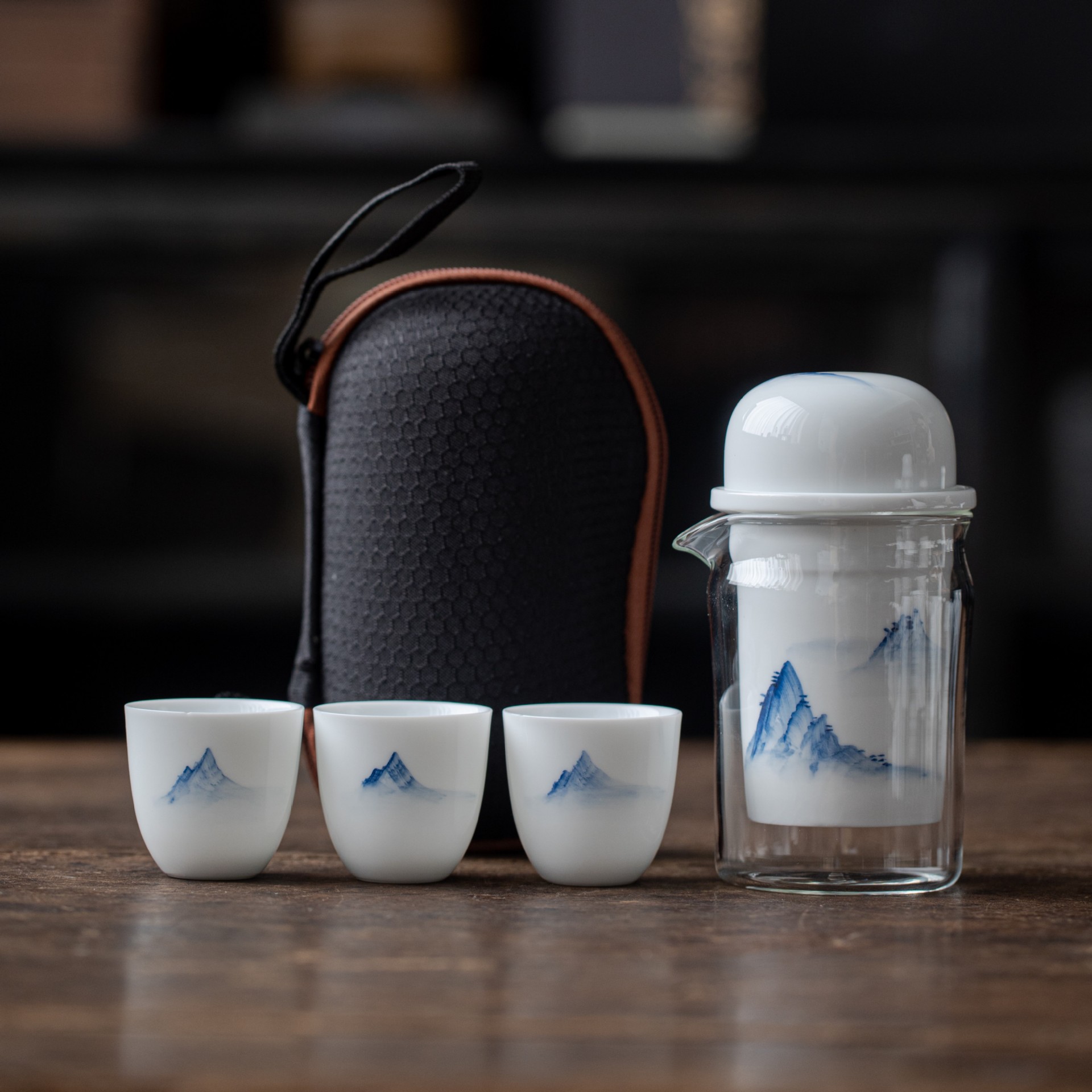 初见青山手绘陶瓷旅行茶具套装便携式玻璃快客杯户外泡茶一壶三杯